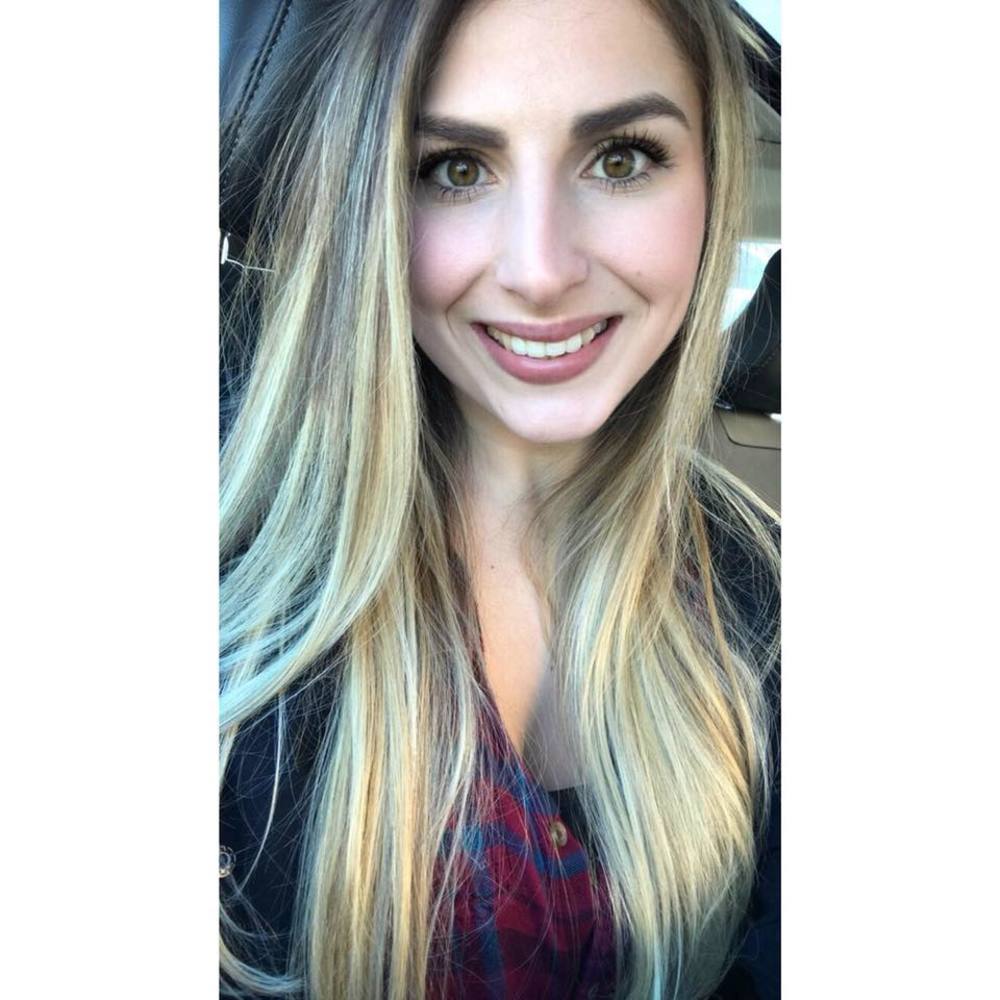 Meet your Posher, Brooke